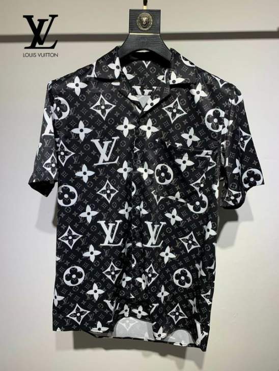 Picture of LV Shirt Pant Suits _SKULVM-2XLsstr1022698